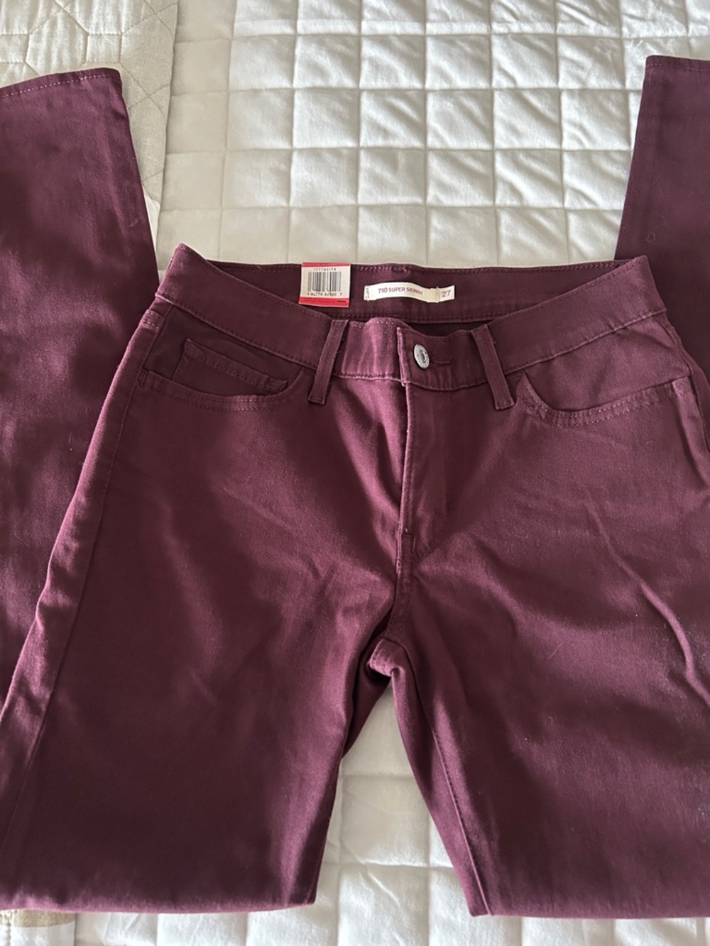 Levi's Women’s Skinny Jeans in Plum